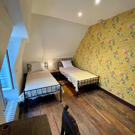 Jardin Des Remparts - Reserve Aux Adultes 住宿加早餐酒店 奥尔泰兹