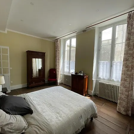 Jardin Des Remparts 4*